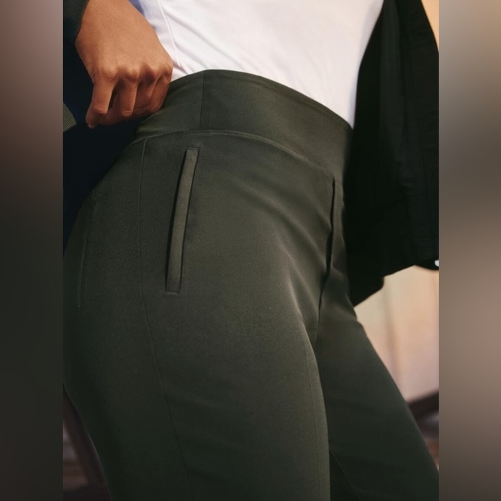 Athleta Endless High Rise Pants Size 8 Green - Picture 4 of 11